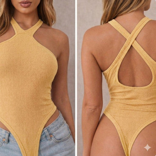 Body Deportivo Amarillo Punto con Cuello Halter y Espalda Cruzada –